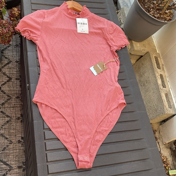 Forever 21 - Pink Ribbed Bodysuit Size Large - Picture 2 of 13